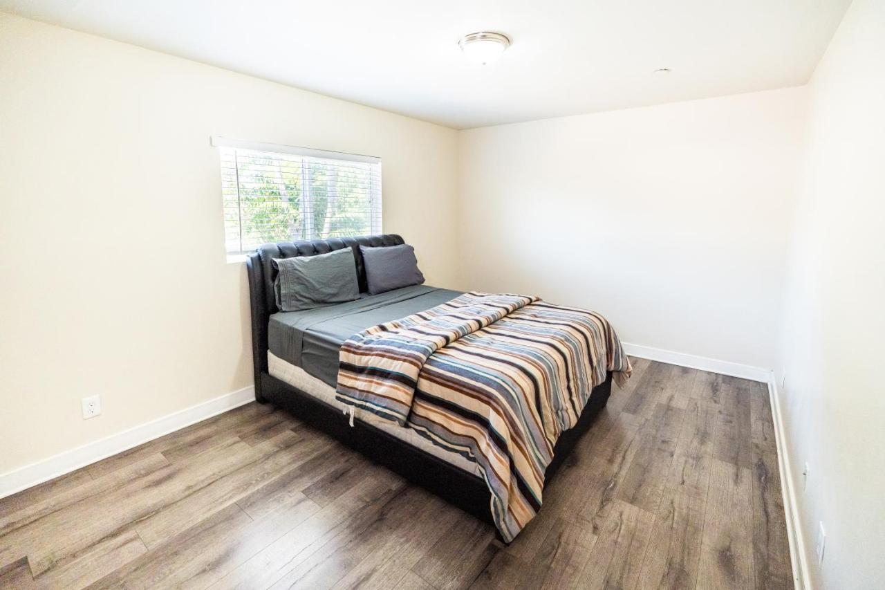 Spacious 5 Bedroom 3 Bath Modern Home By Downtown La With Parking Los Angeles Exterior foto